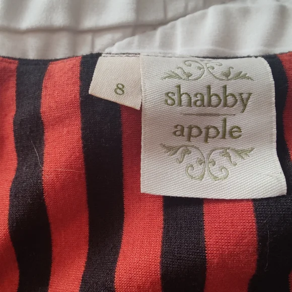 Shabby Apple Red and Black Long Sleeve Dress - Picture 3 of 5